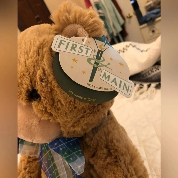 First & Main Dean bear, item no. 1796 - Picture 2 of 8